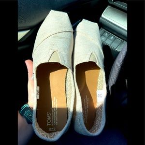 Bob flats brand new